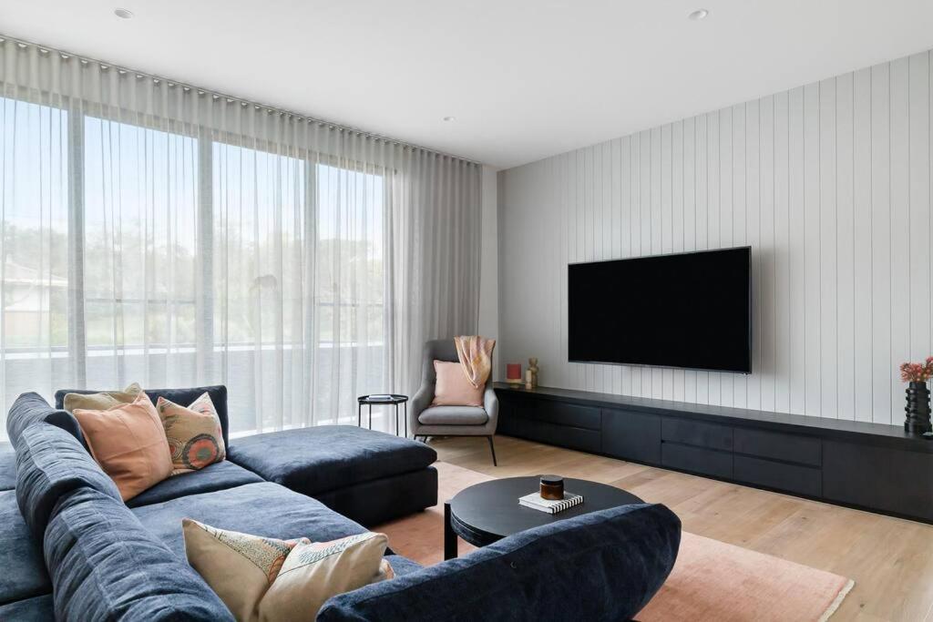 Kirks On Park - Brand New Luxury Home, Great Location Сорренто Екстер'єр фото